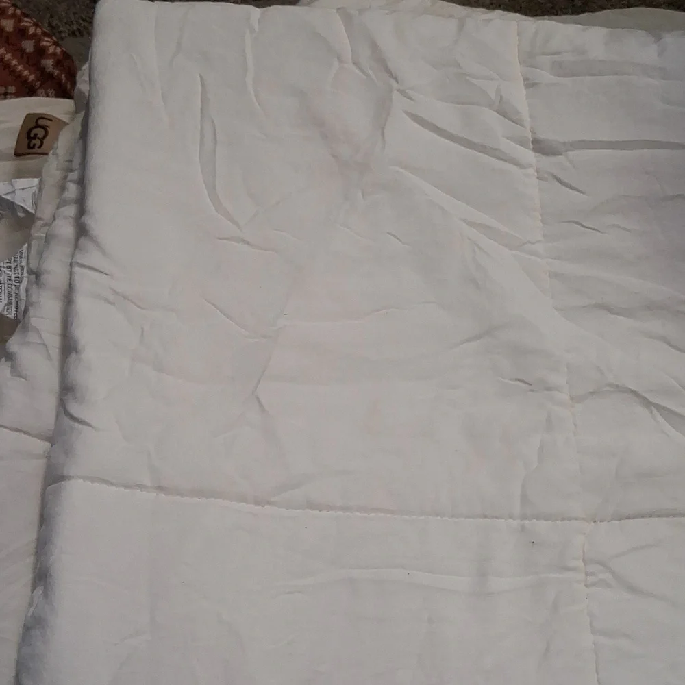 UGG Devon Down Alternative Comforter, Full/Queen White